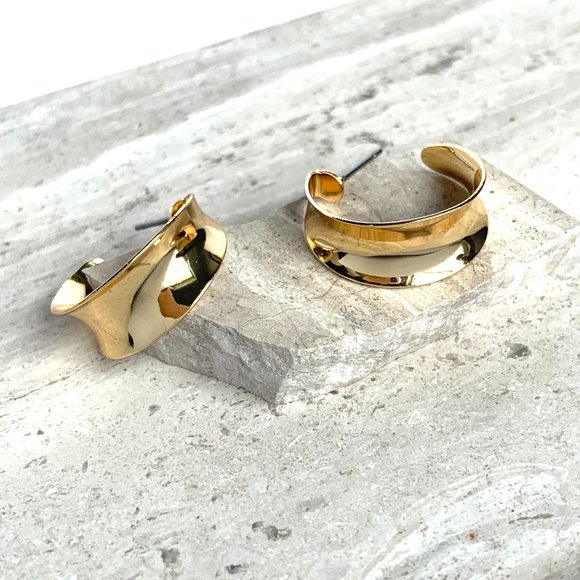 NEW ~ Anthropologie Gold Ribbon Hoop Earrings - Picture 7 of 12